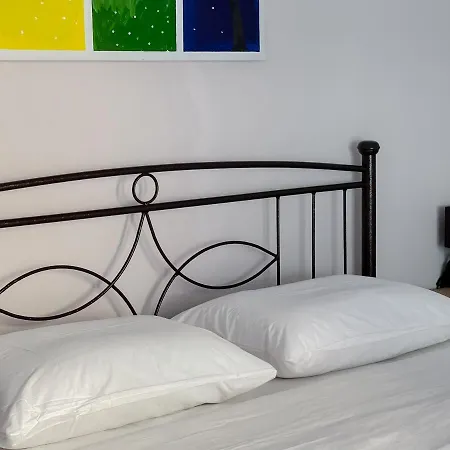 2-bedroom Summer In Atina