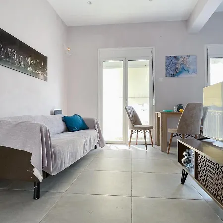 2-bedroom Summer In Daire *