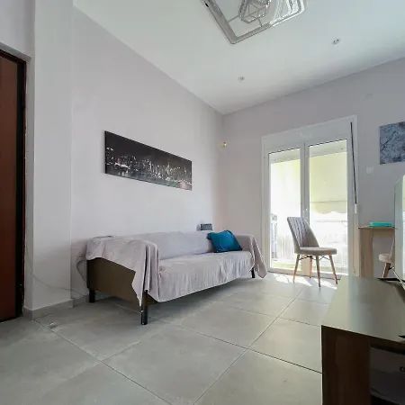 2-bedroom Summer In Apartment