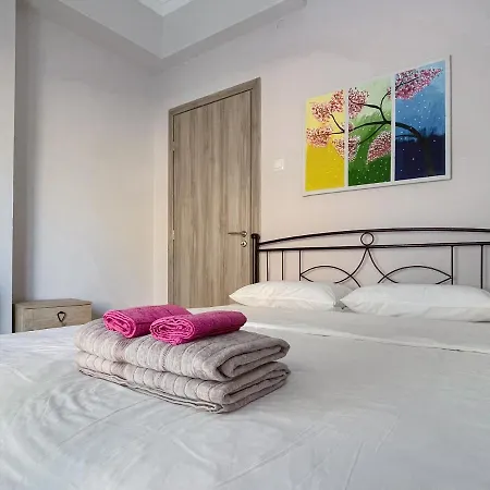 2-bedroom Summer In Apartment Athens