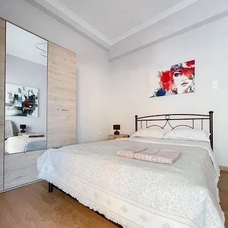 2-bedroom Summer In Athens