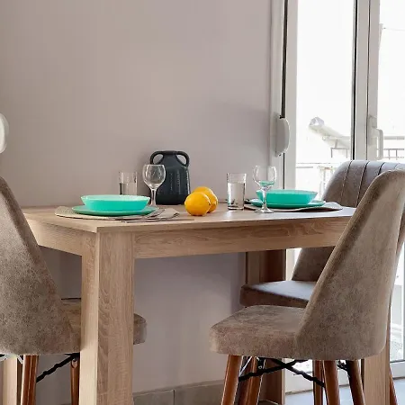 2-bedroom Summer In * Athens
