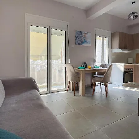 2-bedroom Summer In Apartment Athens